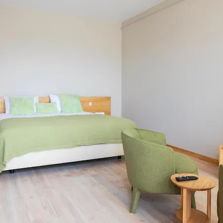 Quinta Da Torre - Anselmo Mendes Lodge Cortinhal