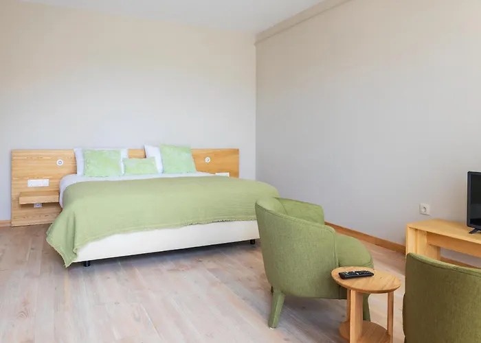 Quinta Da Torre - Anselmo Mendes Lodge Cortinhal